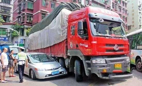 為什么大貨車寧愿不踩剎車而選擇撞上去